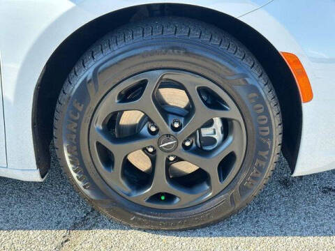 2022 Chrysler Pacifica Hybrid Touring L