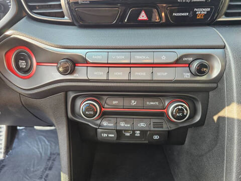 2019 Hyundai Veloster