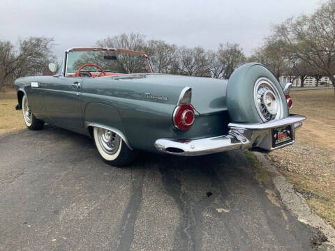 1956 Ford Thunderbird