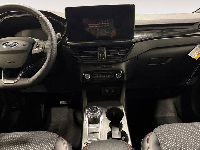 2026 Ford Escape ST-Line Select