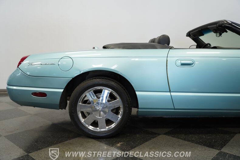 2002 Ford Thunderbird Deluxe