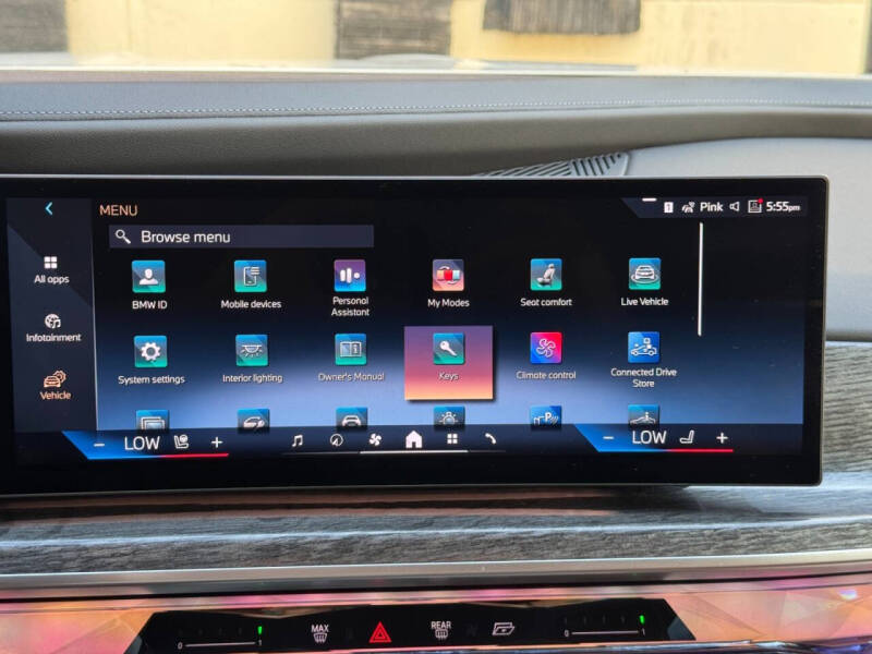 2023 BMW 7 Series 740i