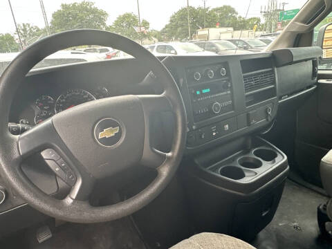 2016 Chevrolet Express 2500