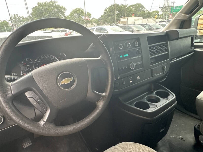 2016 Chevrolet Express 2500