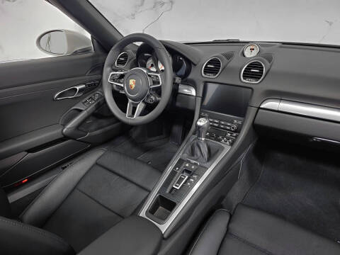 2025 Porsche 718 Boxster