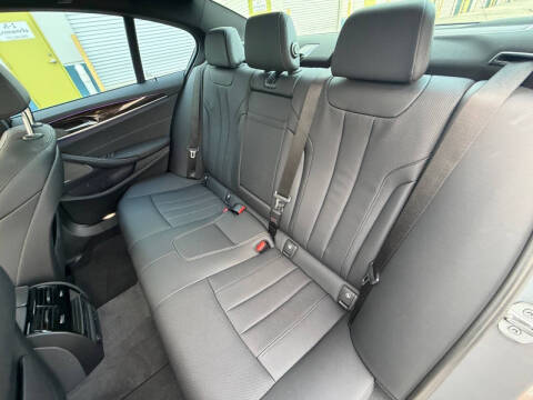 2022 BMW 5 Series 540i