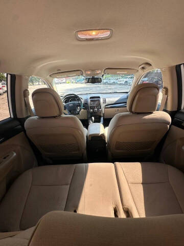 2013 Kia Sorento LX