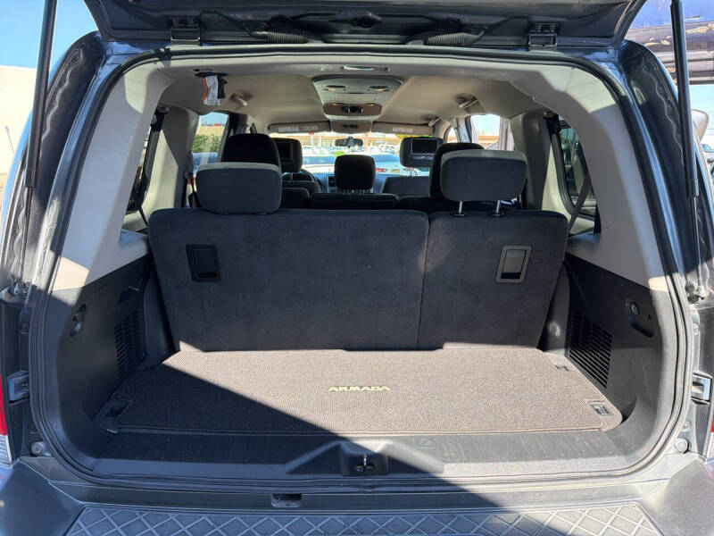 2015 Nissan Armada SV