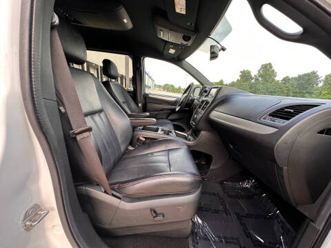 2017 Dodge Grand Caravan GT