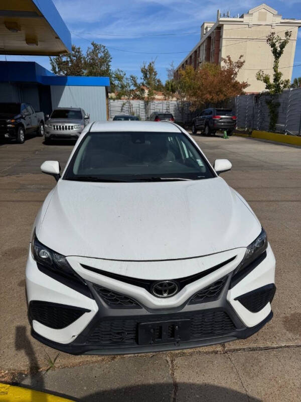2021 Toyota Camry SE