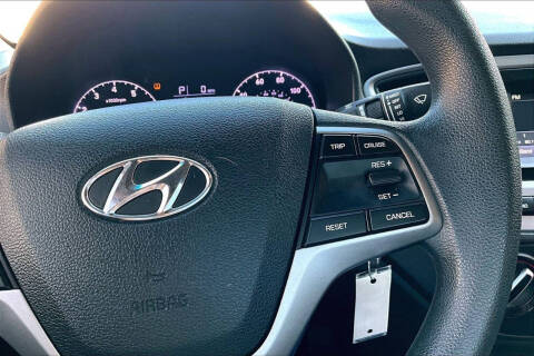 2020 Hyundai Accent SE