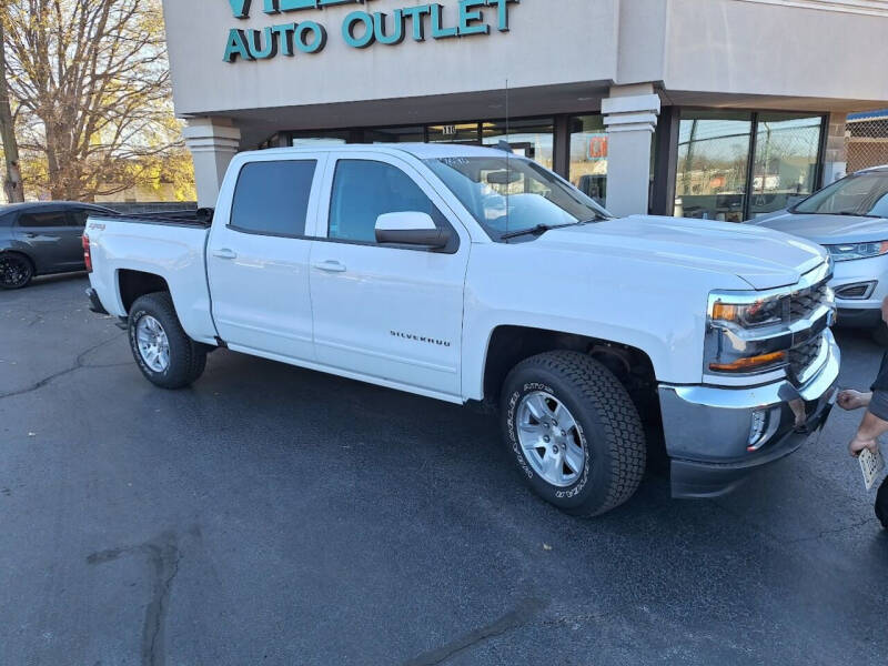 2018 Chevrolet Silverado 1500 for sale at Village Auto Outlet in Milan IL