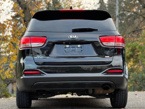 2017 Kia Sorento LX