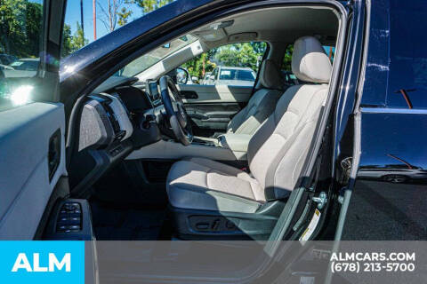 2024 Nissan Pathfinder SV