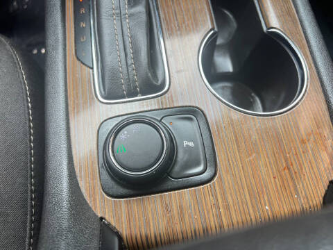 2019 GMC Acadia SLE-2