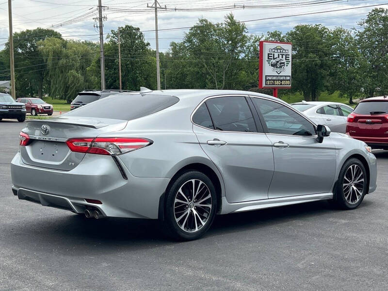 2019 Toyota Camry SE