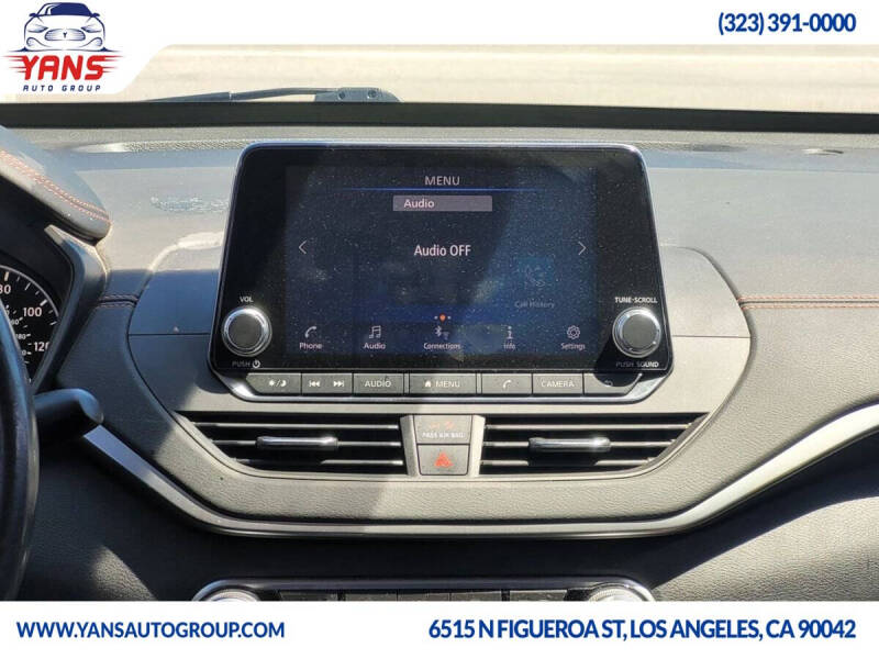 2022 Nissan Altima 2.5 SR