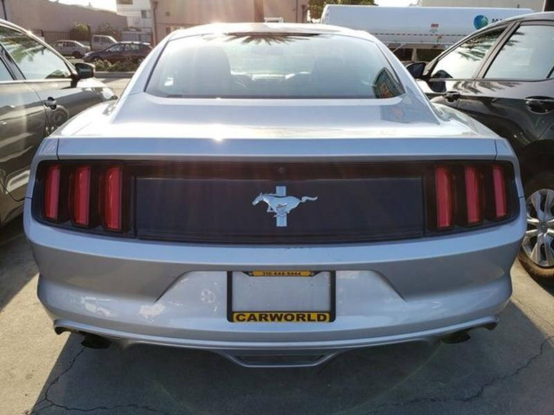 2017 Ford Mustang V6