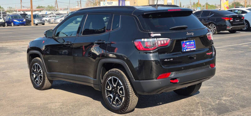 2024 Jeep Compass Trailhawk