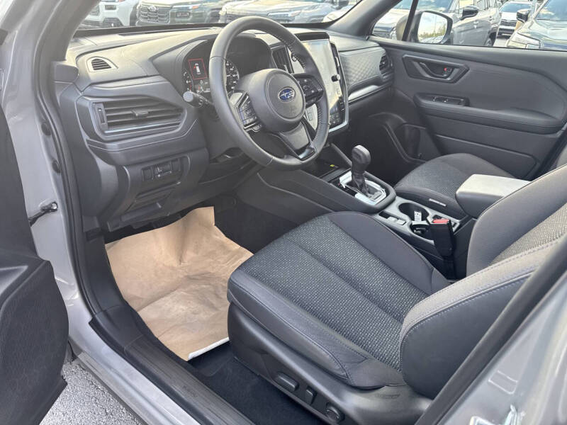 2025 Subaru Forester Premium