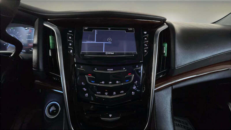 2019 Cadillac Escalade Luxury