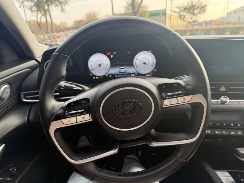 2022 Hyundai Elantra Hybrid Limited