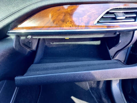 2017 Lincoln Continental Reserve
