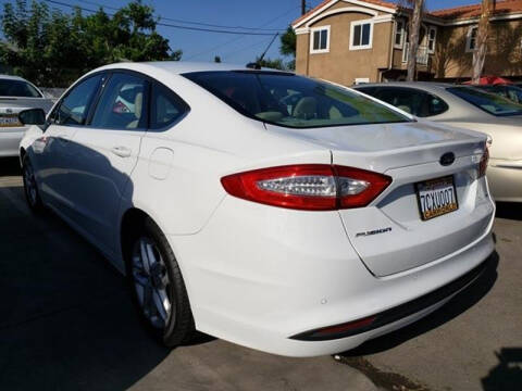 2014 Ford Fusion SE