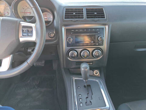 2013 Dodge Challenger SXT