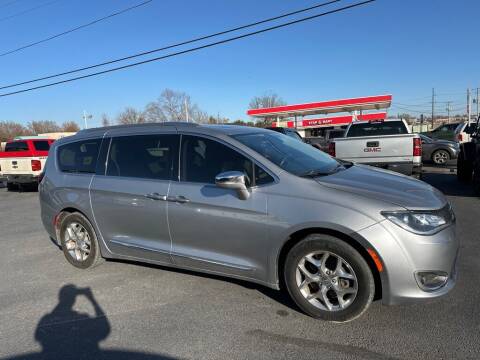 2018 Chrysler Pacifica for sale at CarTime in Rogers AR