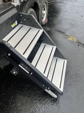 2021 Starcraft Marine SUPER LITE