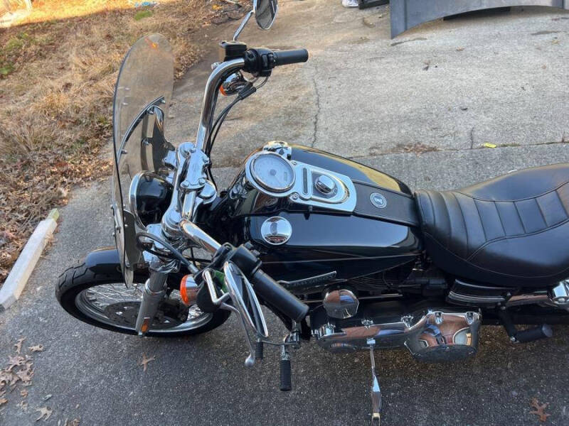 2011 Harley-Davidson dYNA sUPER GLIDE