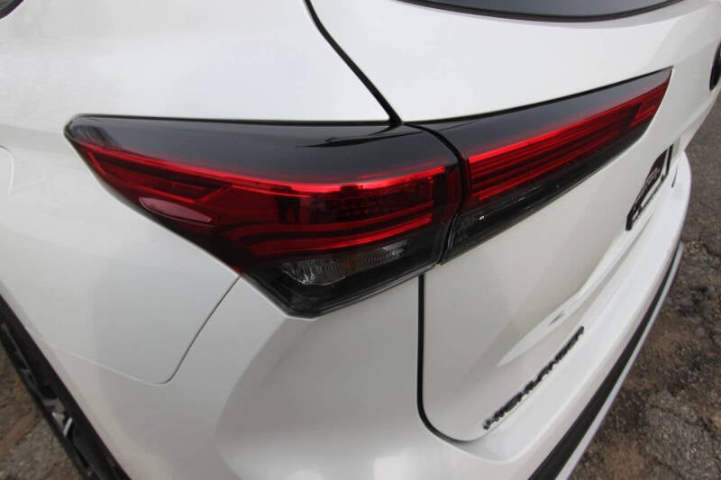 2022 Toyota Highlander XSE photo 41