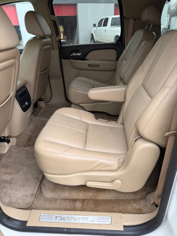 2009 GMC Yukon XL Denali