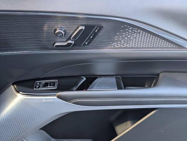 2023 Cadillac LYRIQ Luxury