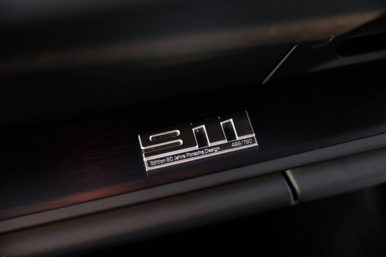 2022 Porsche 911 33
