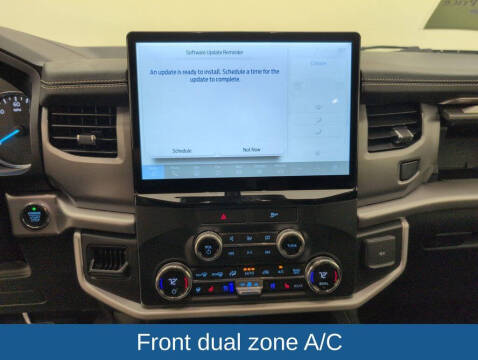 2022 Ford Expedition XLT