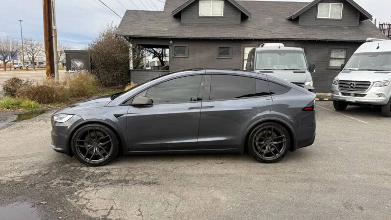 2022 Tesla Model X Plaid
