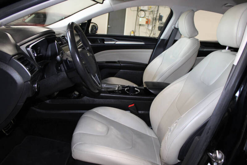 2016 Ford Fusion Titanium