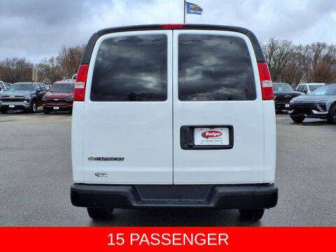 2025 Chevrolet Express LS 3500