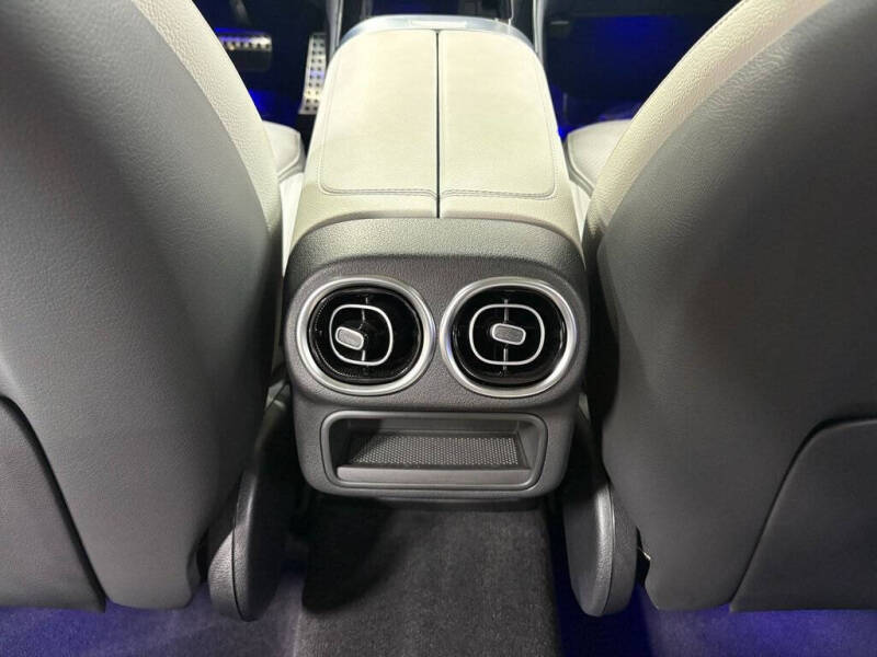 2023 Mercedes-Benz GLC GLC 300 4MATIC