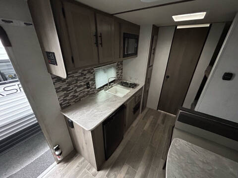 2021 Gulfstream ENLIGHTEN