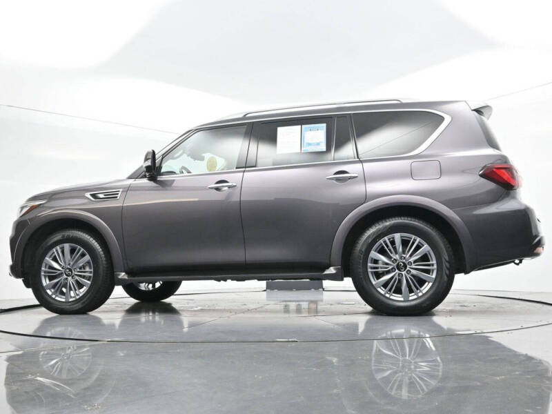 2024 Infiniti QX80 Luxe