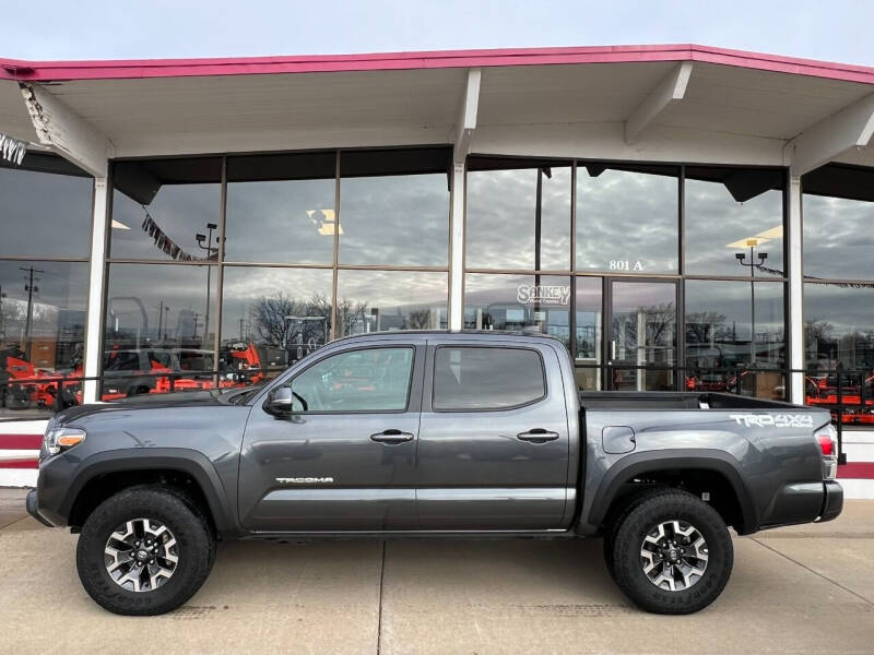 Used 2023 Toyota Tacoma TRD Off Road with VIN 3TMCZ5AN2PM591823 for sale in Salina, KS