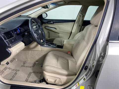 2014 Toyota Camry Hybrid XLE