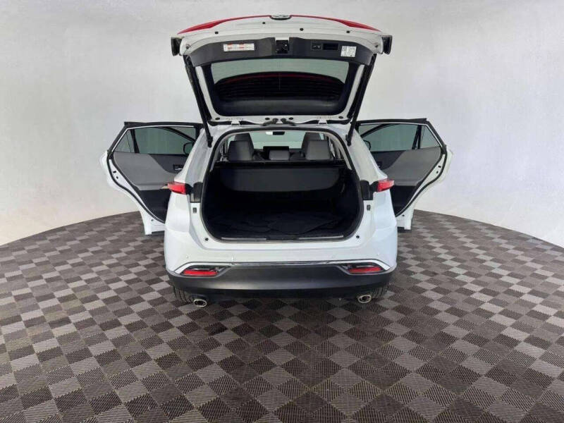 2024 Toyota Venza XLE