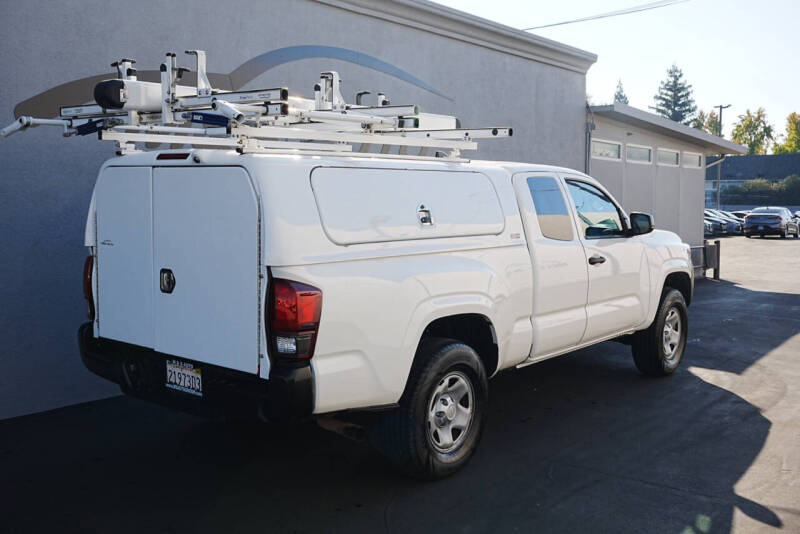 2021 Toyota Tacoma SR
