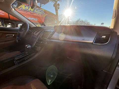 2010 Ford Taurus SHO