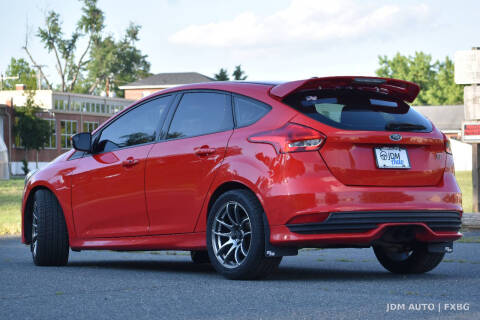 2017 Ford Focus ST