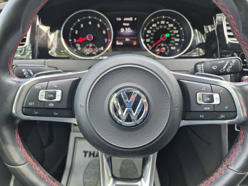 2020 Volkswagen Golf GTI SE